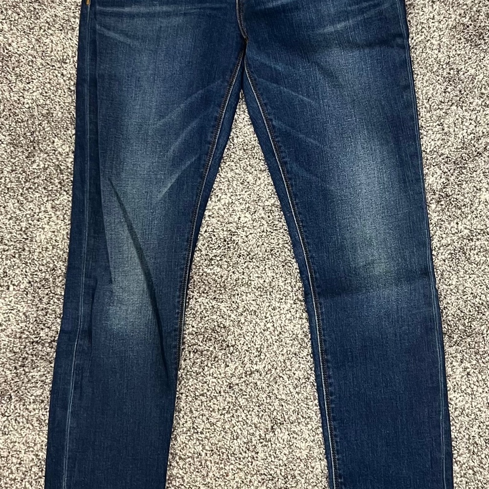 Straight cut jeans